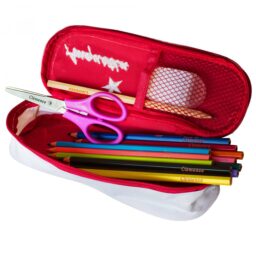 Kit de rentrée personnalisé brodé avec crayons et trousse